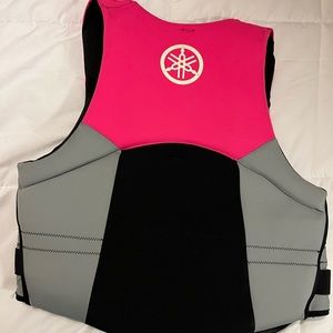Yamaha life jacket women